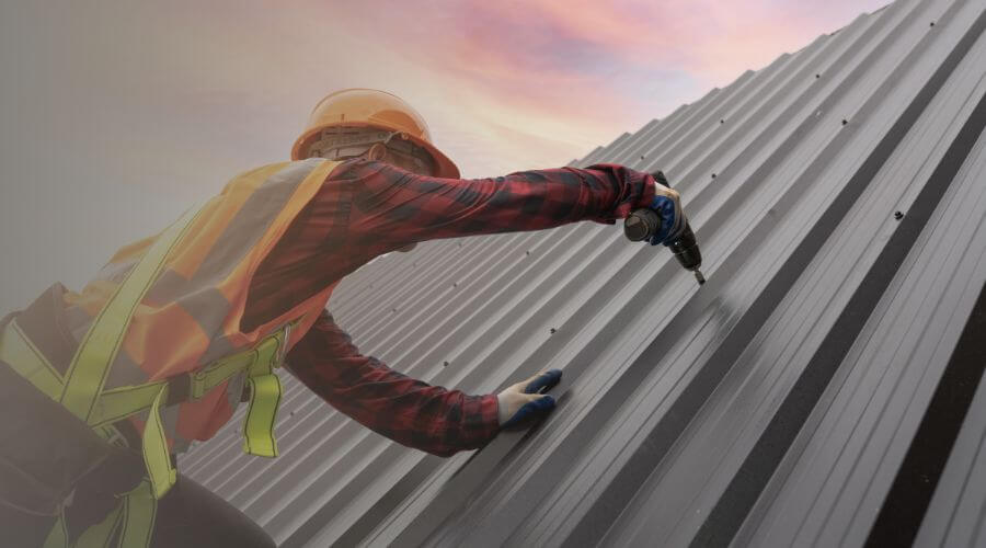 Expert Emergency Roof Repairs services in Wilton, IA